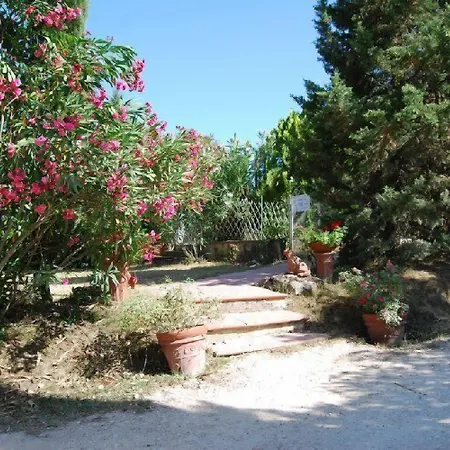 팜스테이 Tenuta Il Pino *