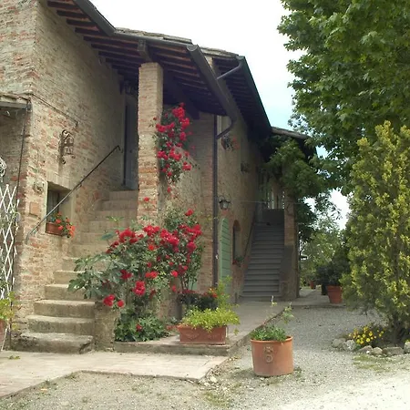 Farm stay Tenuta Il Pino *